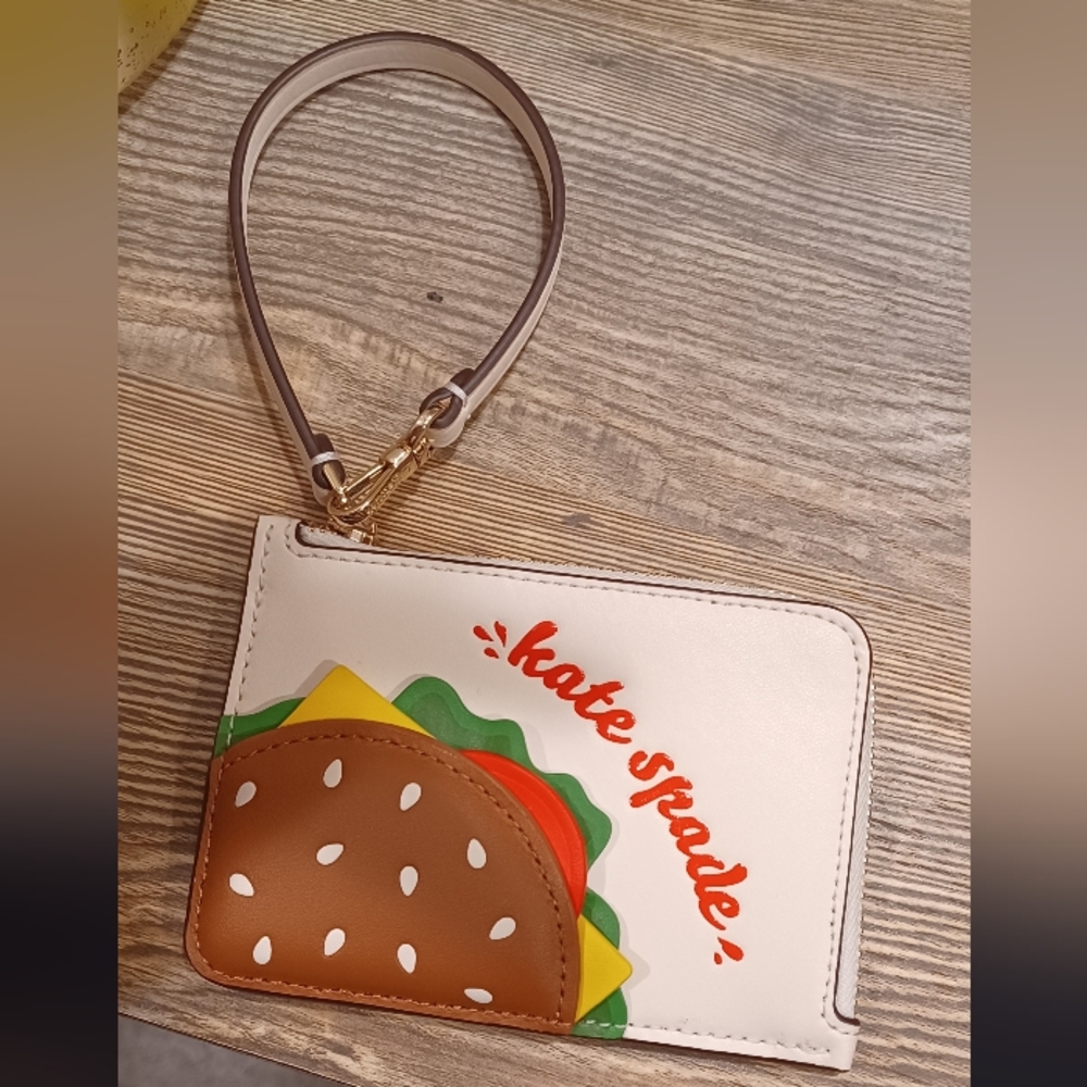kate spade cream card wristlet with taco applique